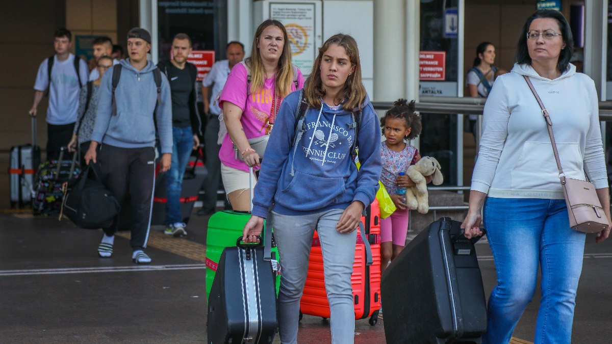 Antalya’dan turizmde tüm zamanların nisan rekoru
